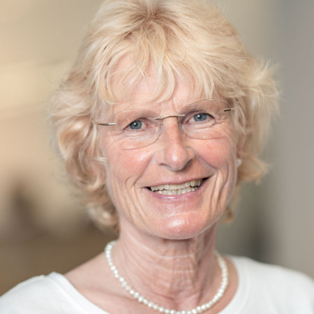 Dr. med. Annette Schoop